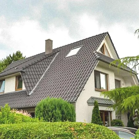 Darsser Weg 7 2 *
